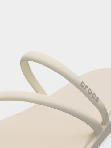 Crocs Zehentrenner 'Miami Toe Loop' in Beige