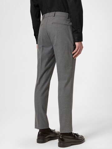 Regular Pantalon chino 'Wilmer' Antioch en gris