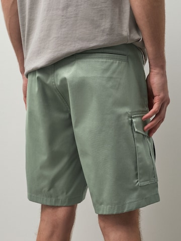 Loosefit Pantalon cargo Next en vert