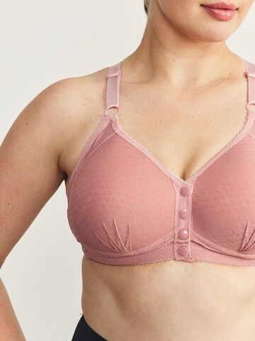 C&City Bralette Bra in Pink