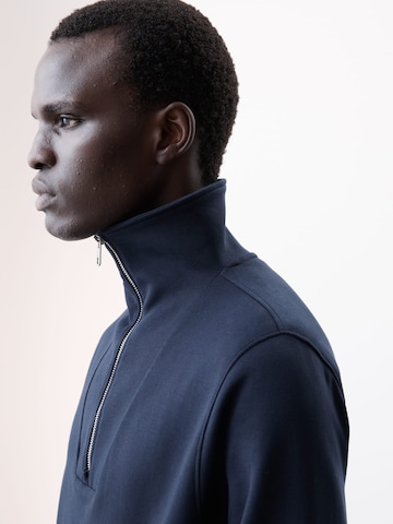Marks & Spencer Sweatshirt in Blauw