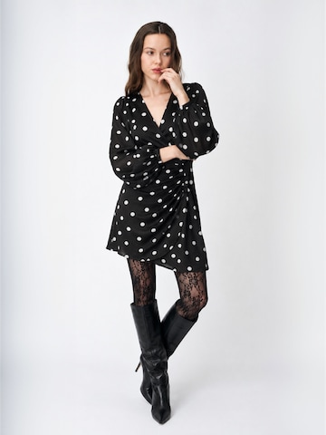 Robe ' Rosellecras ' Crās en noir : devant