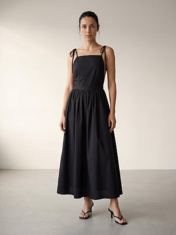 ARMIE Dress 'The Heidi' in Black