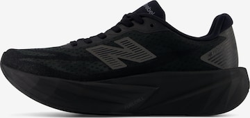 new balance 'FuelCell Rebel v5 Grey Days'. in Schwarz: Vorderseite