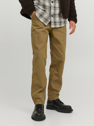 Regular Pantalon 'Kane' JACK & JONES en marron : devant