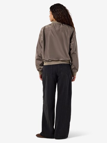 Veste mi-saison 'NMCHASE' Noisy may en marron