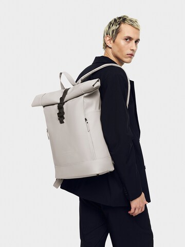 Gaston Luga Backpack 'Rullen 16' in Beige