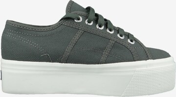 SUPERGA Sneaker in Grau