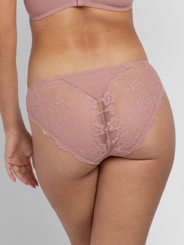 Dorina Slip in Beige