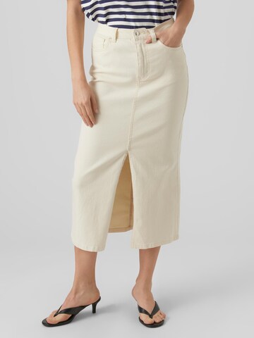 Gonna 'Lucky' di VERO MODA in bianco: frontale