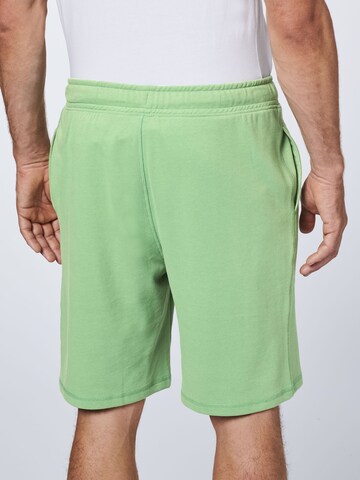Oklahoma Jeans Regular Bermuda Shorts ' aus Baumwollmix ' in Grün