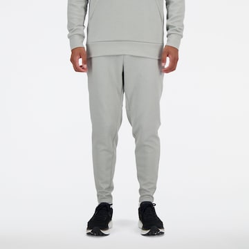 new balance Sportbroek in Grijs: voorkant