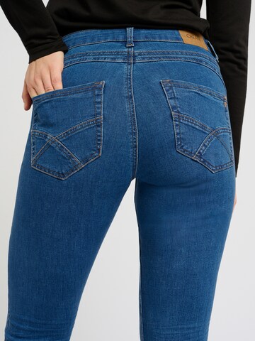 Cream Flared Jeans 'Lone' in Blauw