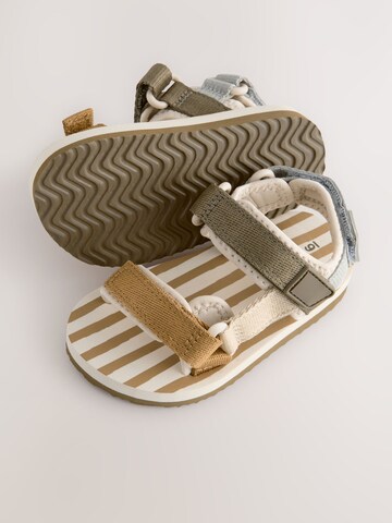 Next - Sapatos abertos em bege