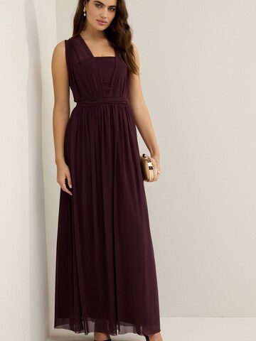 Next Estélyi ruhák - lila