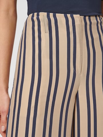 MADELEINE Wide Leg Hose in Beige