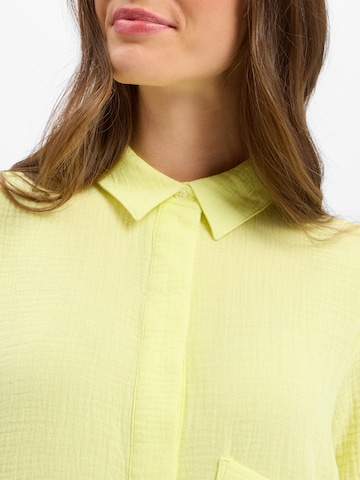 Marie Lund Shirt dress in Yellow