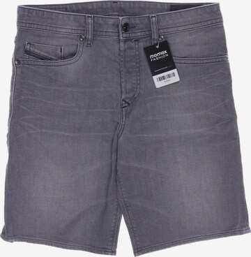 DIESEL Shorts in 31 in Grey: front