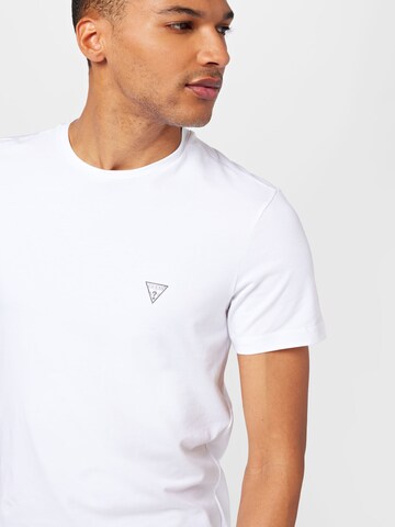 GUESS - Camisa 'Caleb Hero' em branco