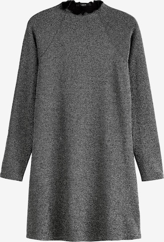 Next Рокля в сиво: отпред