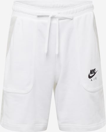 Nike Sportswear - regular Pantalón en blanco: frente