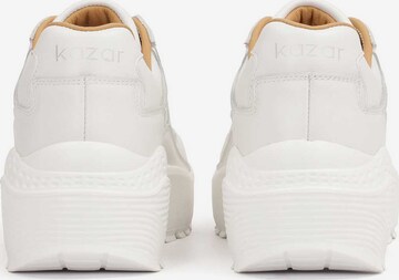 Sneaker bassa di Kazar in bianco