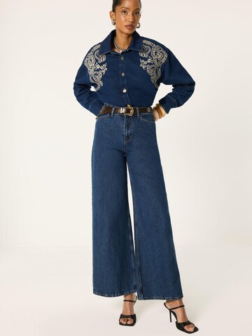 Camicia da donna 'Embroidered Denim Shirt' di Touché Privé in blu