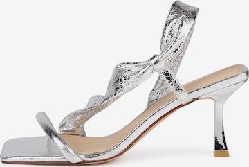 Lola CasademuntSandale s remenčićima - srebro boja: prednji dio