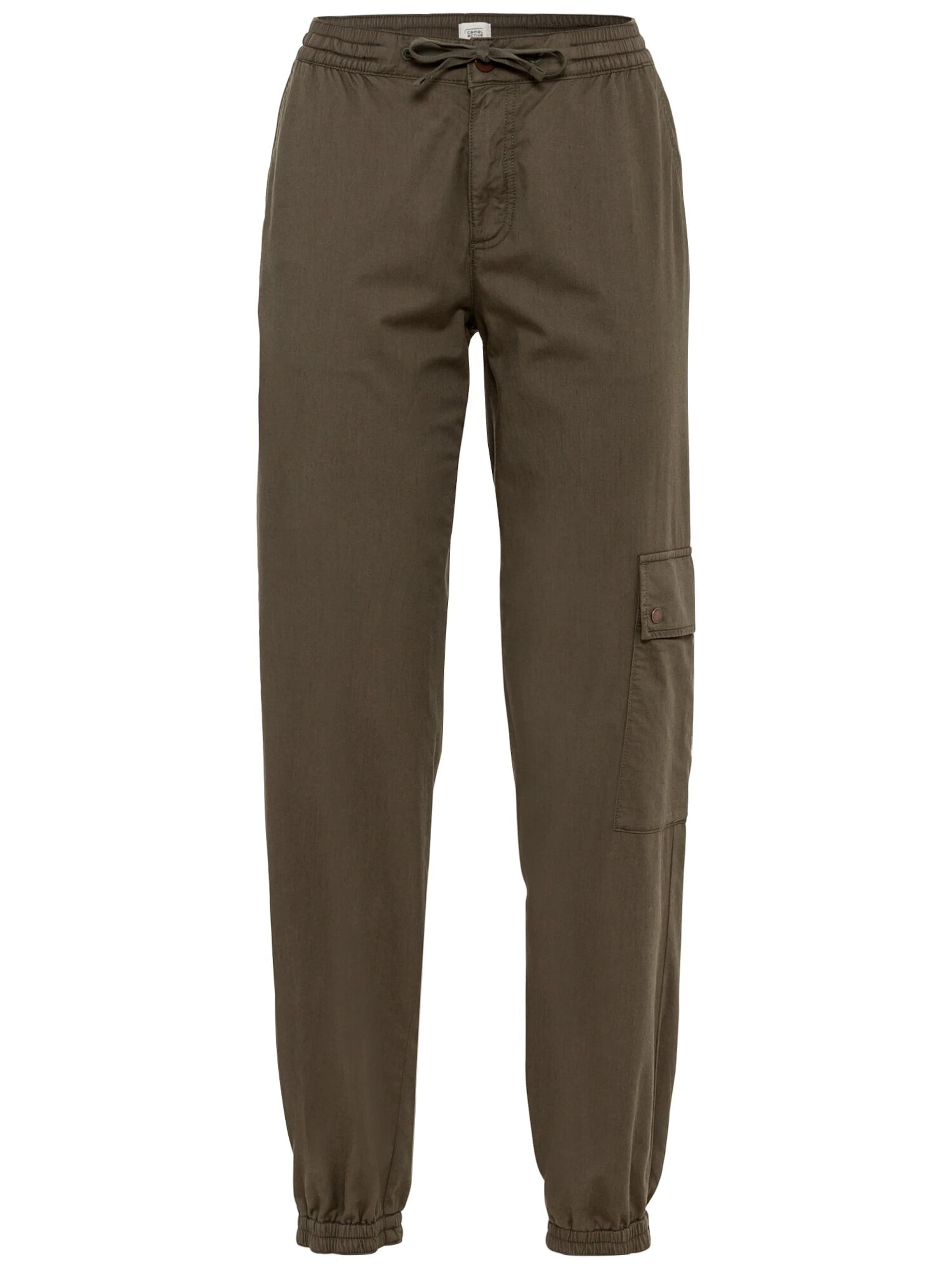 CAMEL ACTIVE Tapered Cargo Pants in Green: front