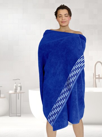 Lashuma Towel 'Lugano' in Blue: front