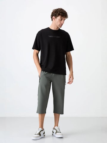 Tommy Life Regular Pants in Grey