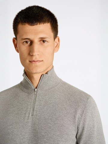 Lindbergh Sweater in Grey