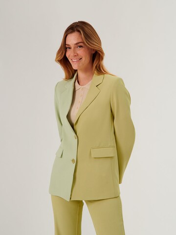 ABOUT YOU x Swalina&Linus Blazers 'Nadine' in Groen: voorkant