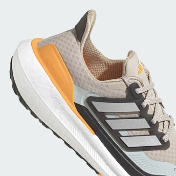 Chaussure de course 'Ultraboost Light' ADIDAS PERFORMANCE en beige