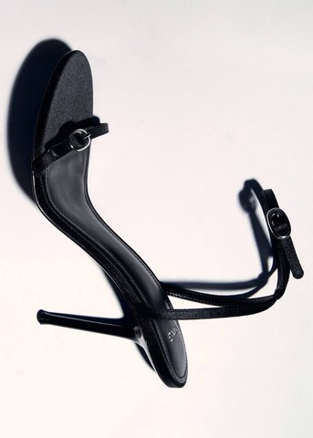 MANGO Sandale 'Celes' in Schwarz
