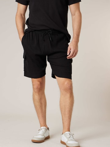 Deeluxe Loosefit Hose‌‌‌‌ in Schwarz