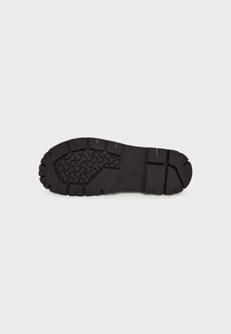BIRKENSTOCK Bootsit 'Highwood' värissä ruskea