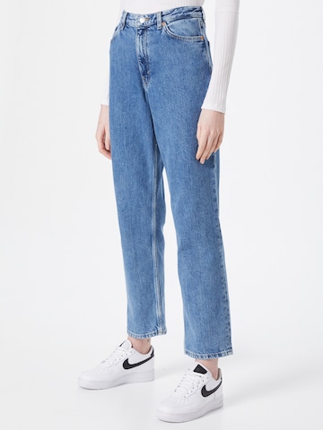 Monki Regular Jeans i blå: framsida