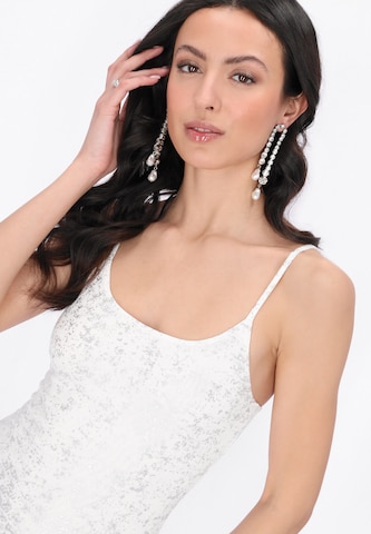 Robe 'Festive' faina en blanc