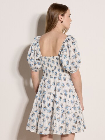 Apricot Dress ' ' in White