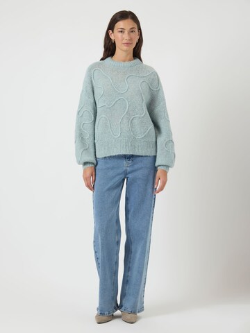 Pullover di YAS in blu