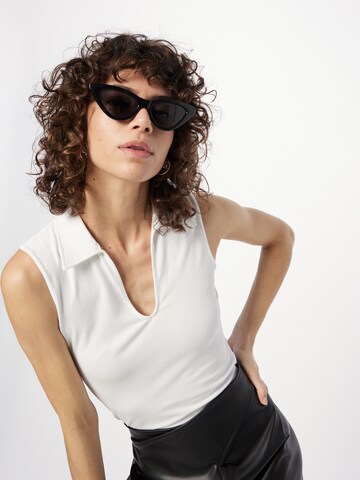 WEEKDAY Top 'Phoebe' in Weiß