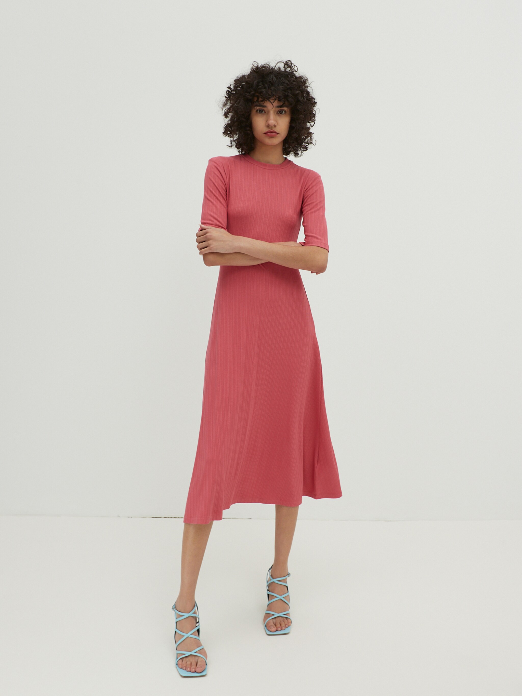 EDITED Producten Jurk 'Tayla' Bessen