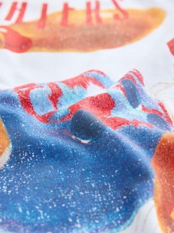 T-Shirt Next en blanc