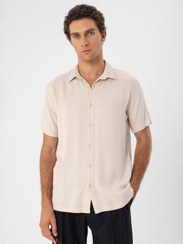 Regular fit Camicia ' Collar' di Antioch in beige: frontale