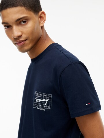 Tommy Jeans Тениска в синьо