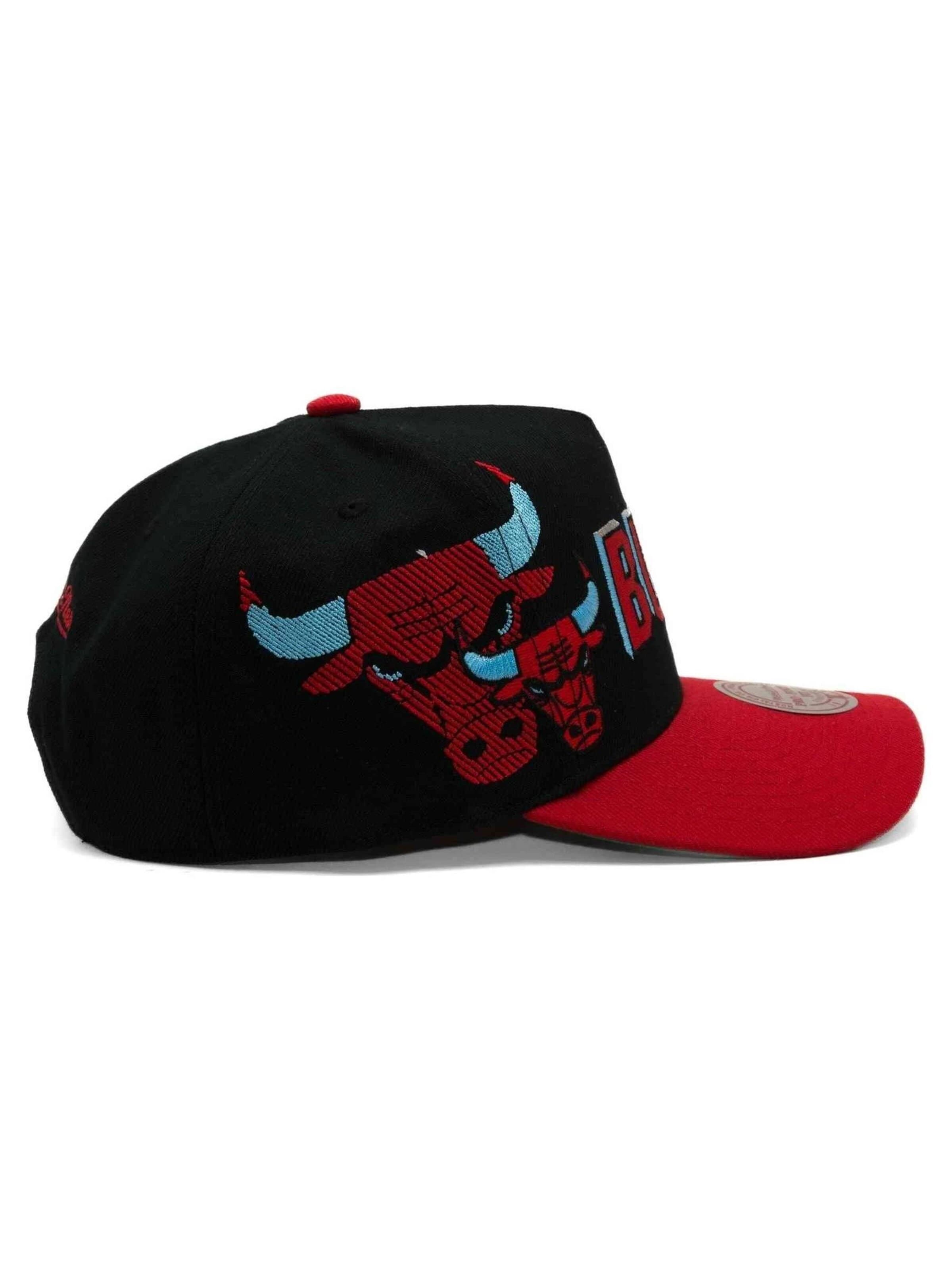 Casquette 'Gorra mitchell & ness negra bulls best in class pro snapback' Mitchell & Ness en noir