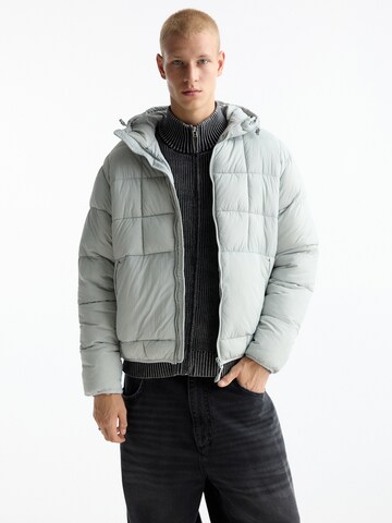 Pull&Bear Tussenjas in Grijs: voorkant