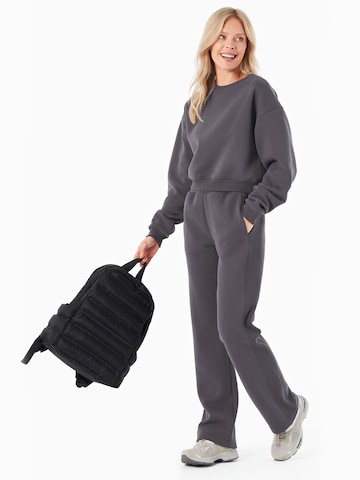 Organication Sweatshirt in Grau