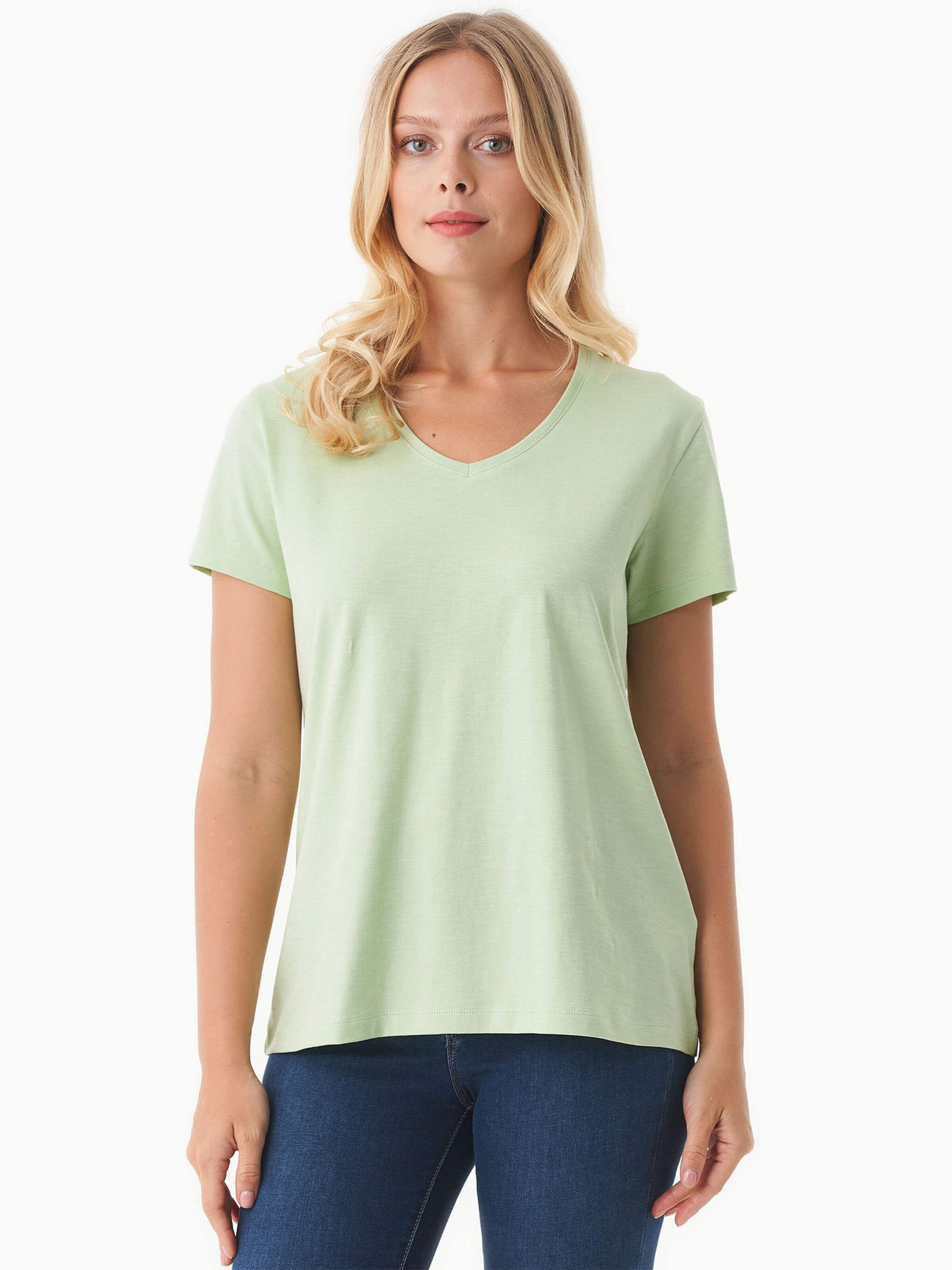Organication Shirt in Green: front